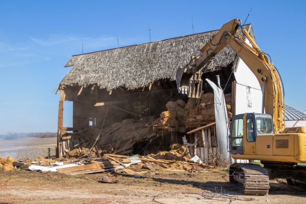 Barn Demolition in Elgin