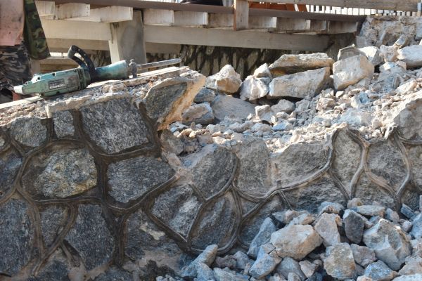 Retaining Wall Demolition in Elgin